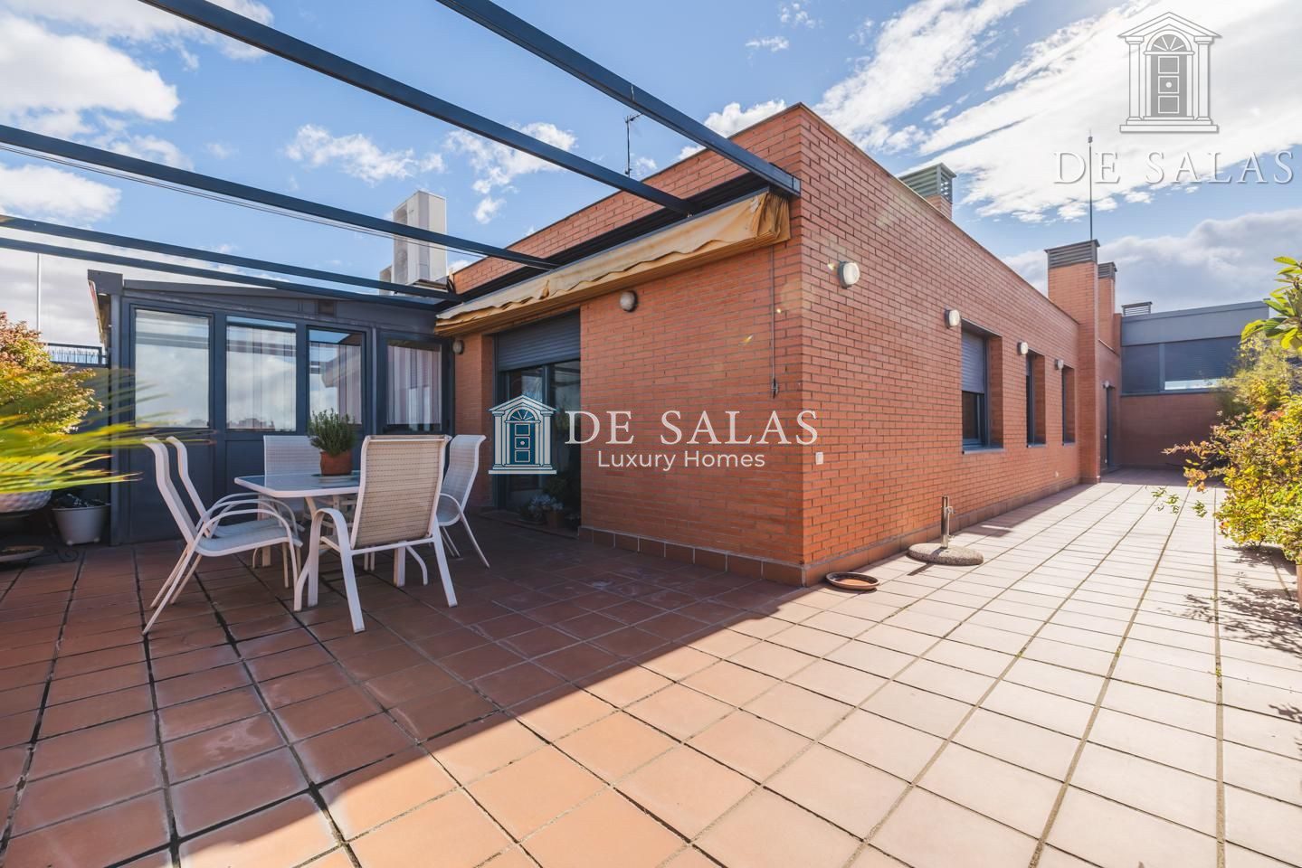image_399540_6.jpg Ático con terraza de 90 m2 en Campo de las Naciones