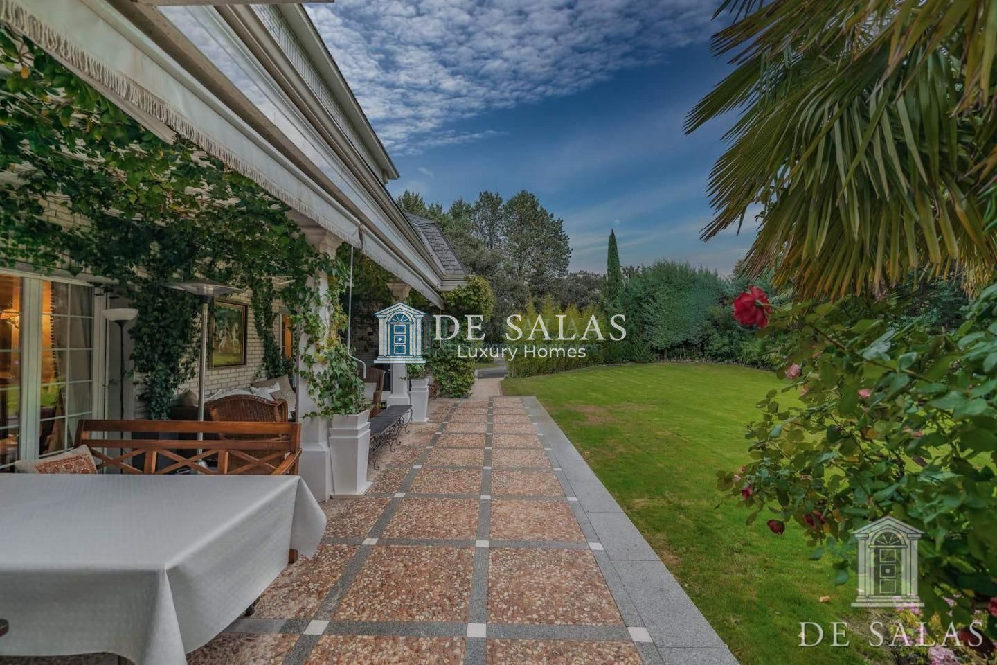 image_399666_1.jpg Chalet independiente de lujo en La Moraleja - 1200 m2