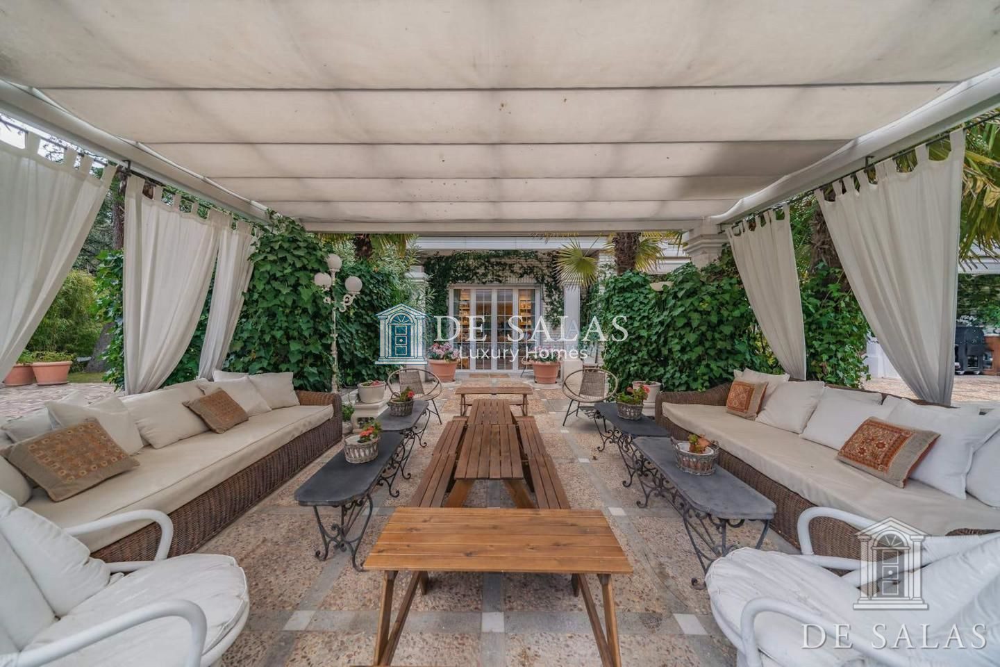 image_399666_2.jpg Chalet independiente de lujo en La Moraleja - 1200 m2