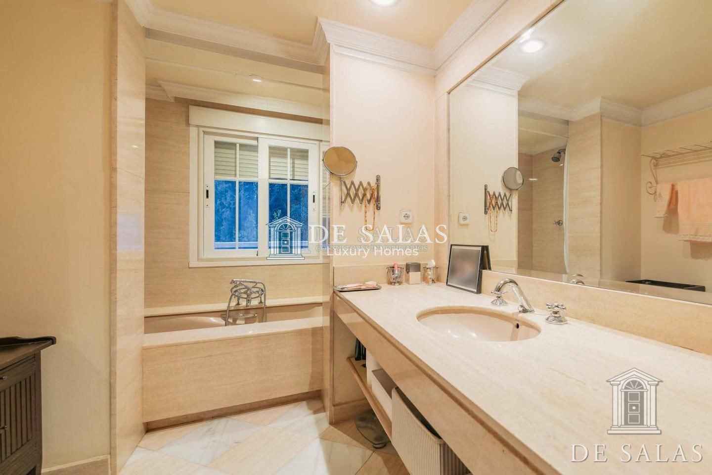 image_399666_43.jpg Chalet independiente de lujo en La Moraleja - 1200 m2