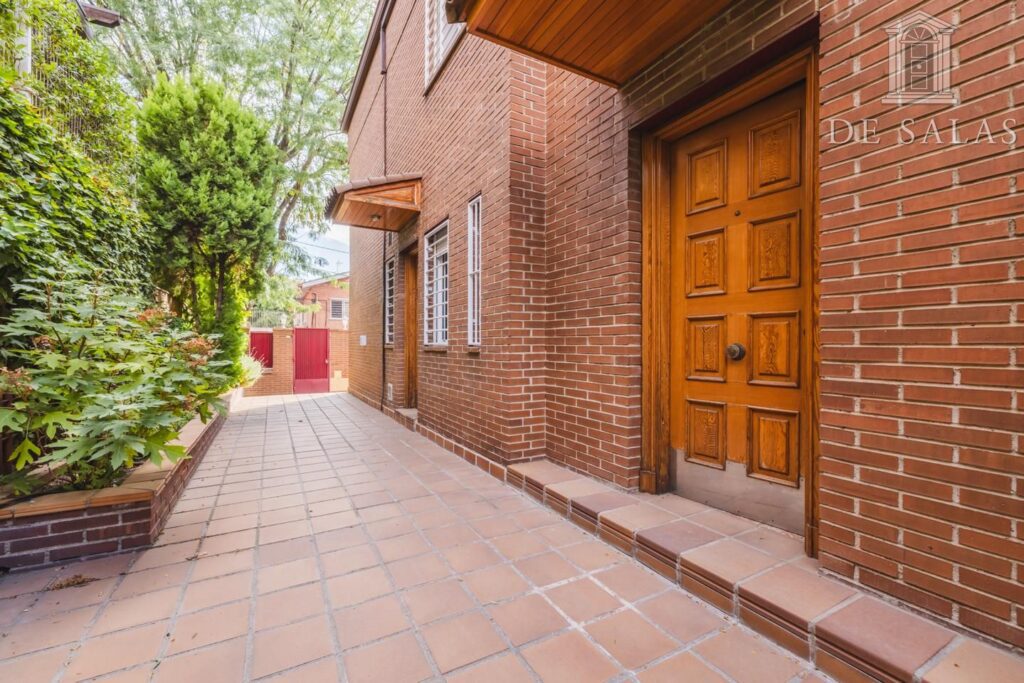 Exclusivo chalet pareado en el parque de Conde Orgaz