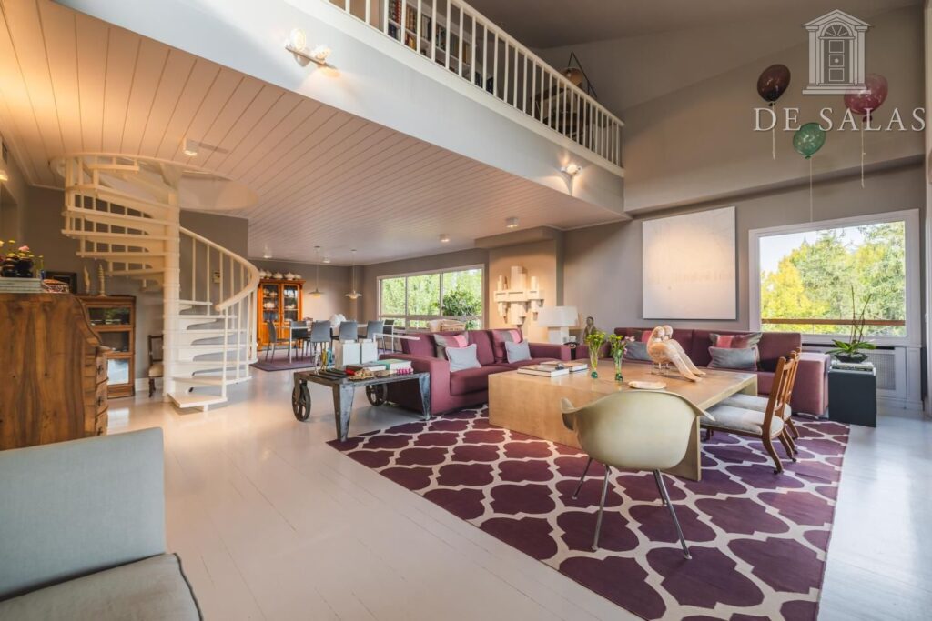 Espectacular ático - dúplex en esquina de 351 m² con piscina privada