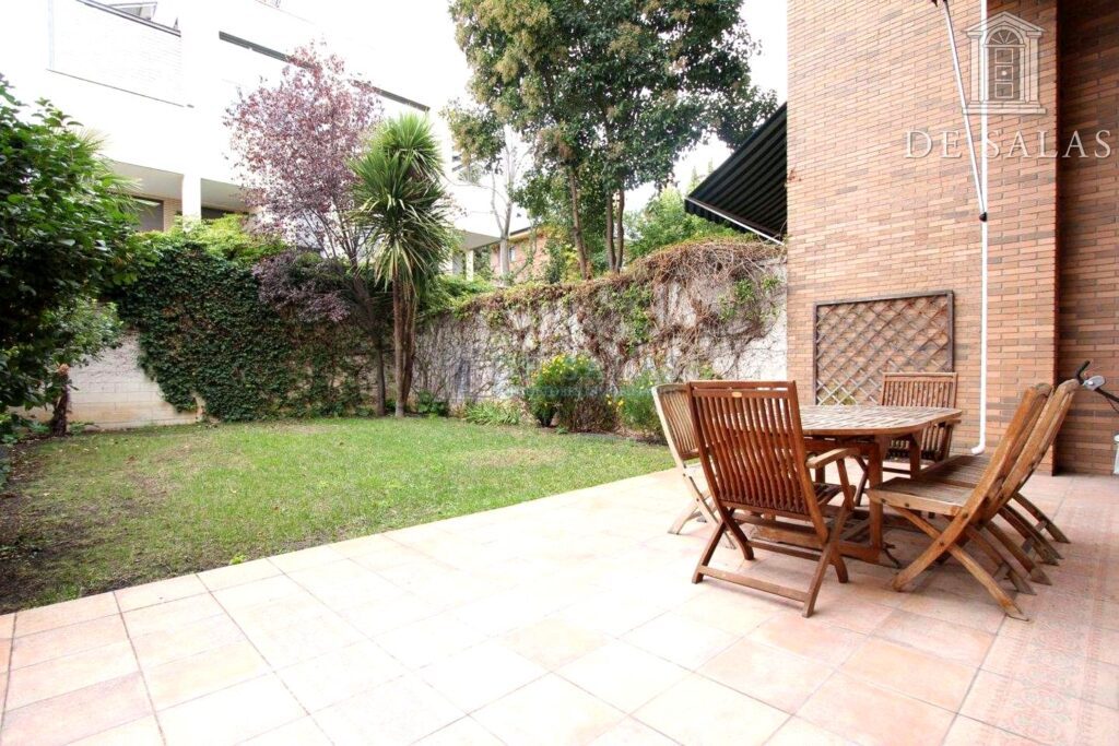 Magnífico chalet adosado para alquilar en Arturo Soria