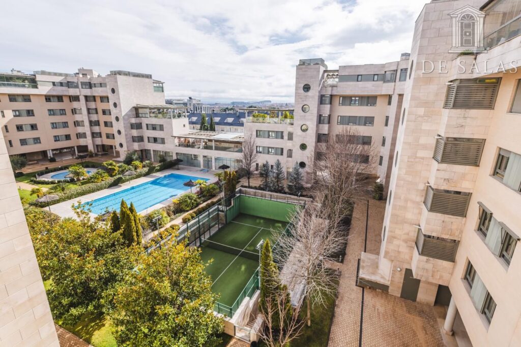 Inmuebles 4 Maravilloso piso con muchas posibilidades en Palomas