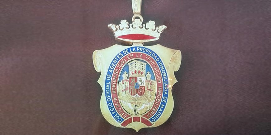 Medalla Colegio Oficial Agentes Inmobiliarios