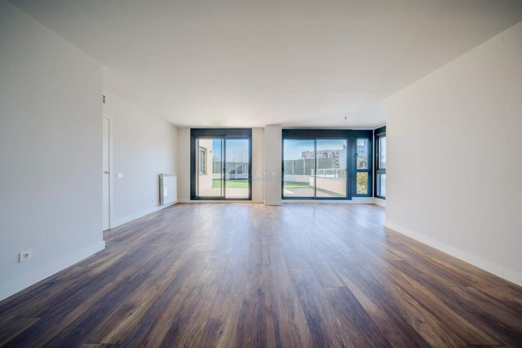 Piso en venta en Madrid de 200m2 REF:MOV03190
