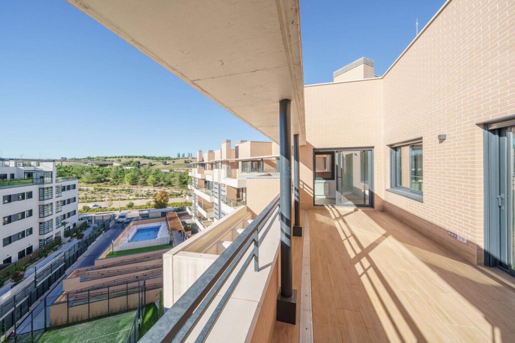 Ático en venta en Madrid de 189m2 REF:MOV03171