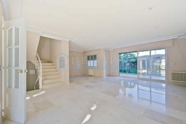 Casa Chalet en venta en Alcobendas de 300m2 REF:MOV00755