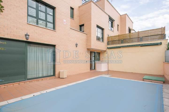 Casa Chalet en venta en Madrid de 360m2 REF:MIV01574