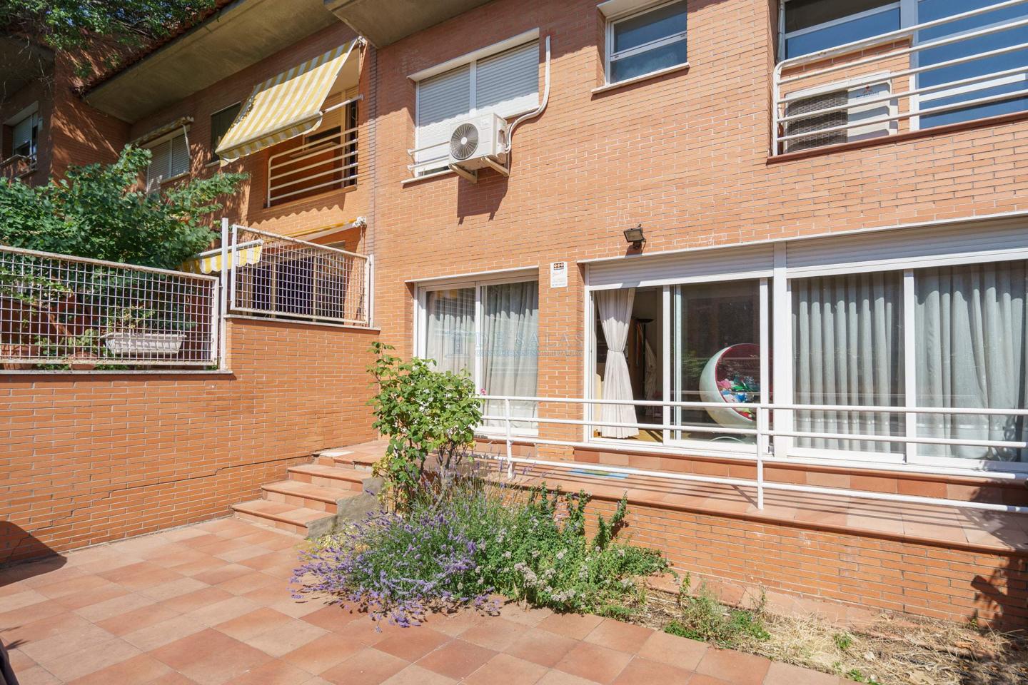 Casa Chalet en venta en Madrid de 233m2 REF:MIV01781