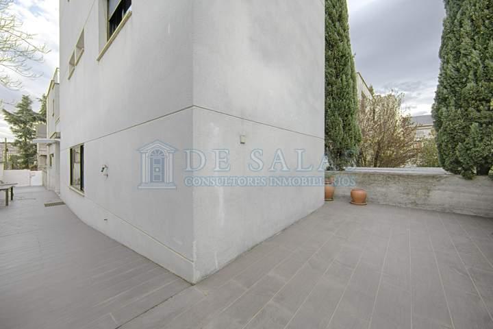 Casa Chalet en venta en Madrid de 392m2 REF:MIV01509