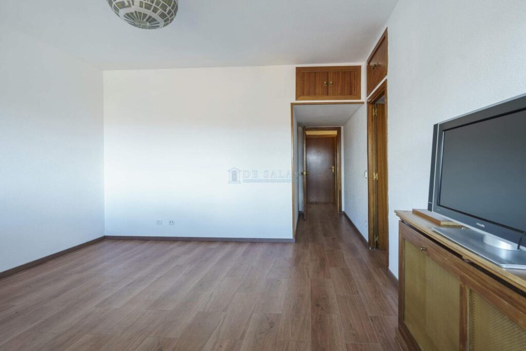 Piso en venta en Madrid de 66m2 REF:MIV01779