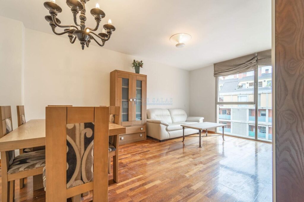 Ático en venta en Madrid de 120m2 REF:MAV02091