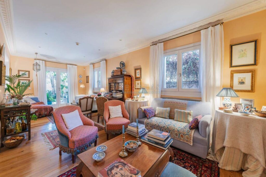 Casa Chalet en venta en Madrid de 415m2 REF:MAV02579