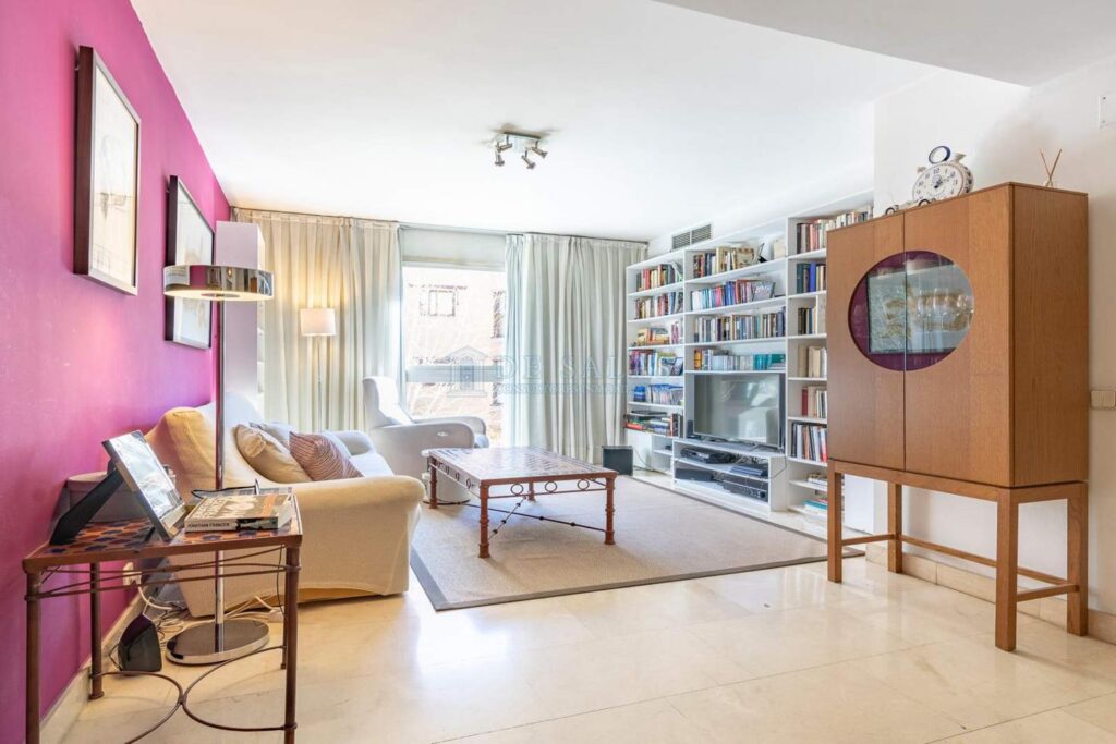 Piso en venta en Madrid de 134m2 REF:MAV02361