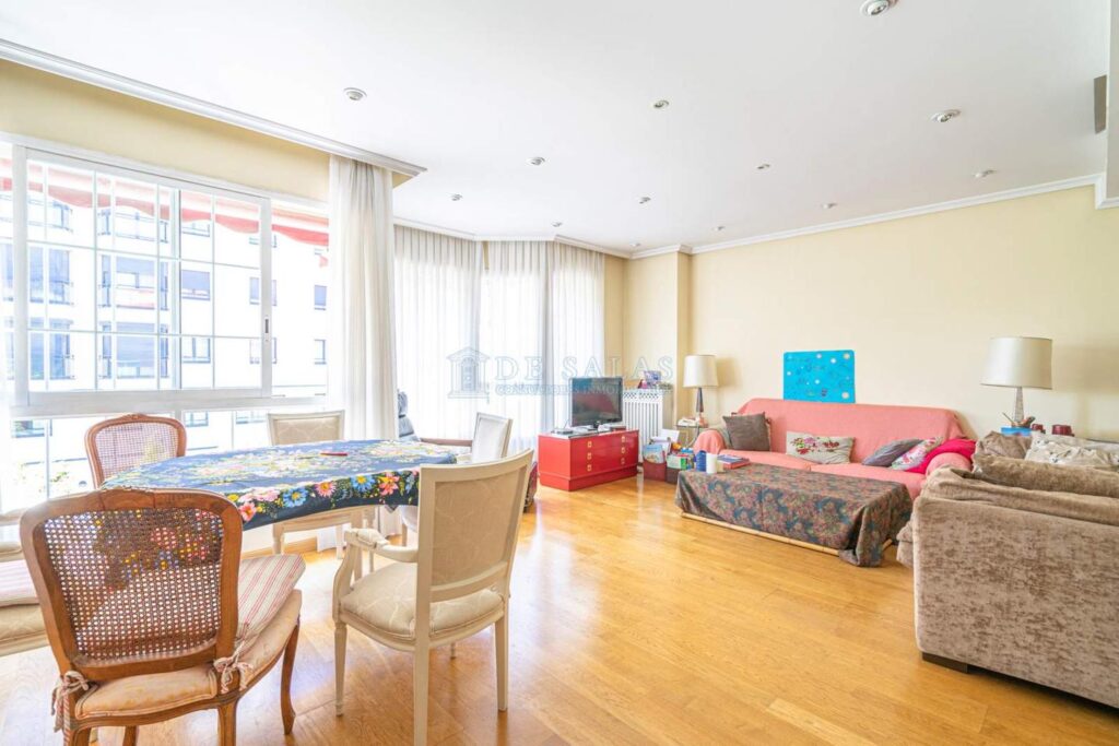 Duplex en venta en Madrid de 150m2 REF:MAV02288