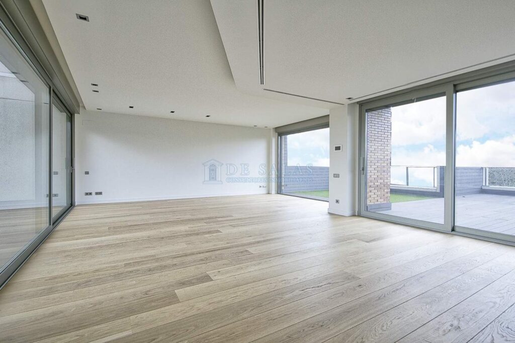 Ático en venta en Madrid de 259m2 REF:MAV02175