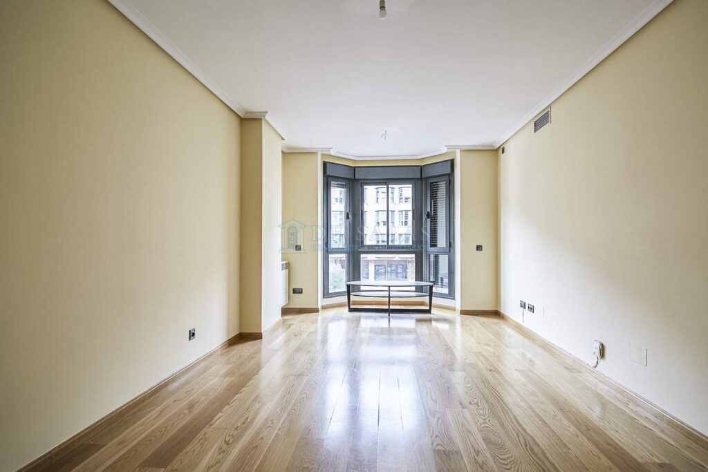Piso en venta en Madrid de 144m2 REF:MAV02161