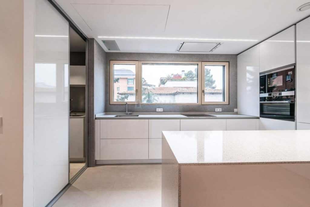 Piso en venta en Madrid de 107m2 REF:MAV02514