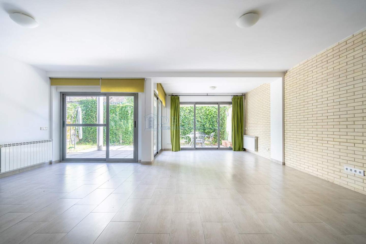 Casa Chalet en venta en Madrid de 410m2 REF:MAV02257