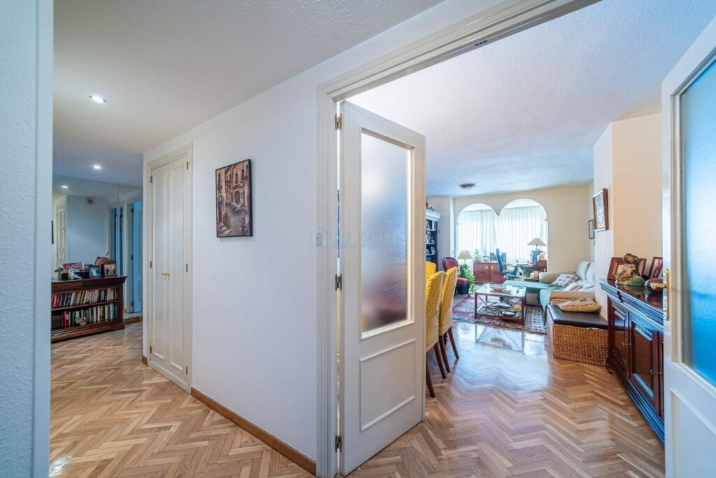 Piso en venta en Madrid de 95m2 REF:MIV01883