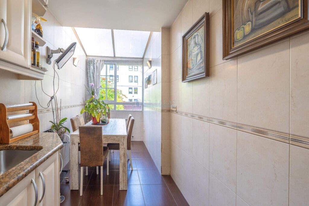 Casa Chalet en venta en Madrid de 362m2 REF:MAV02539