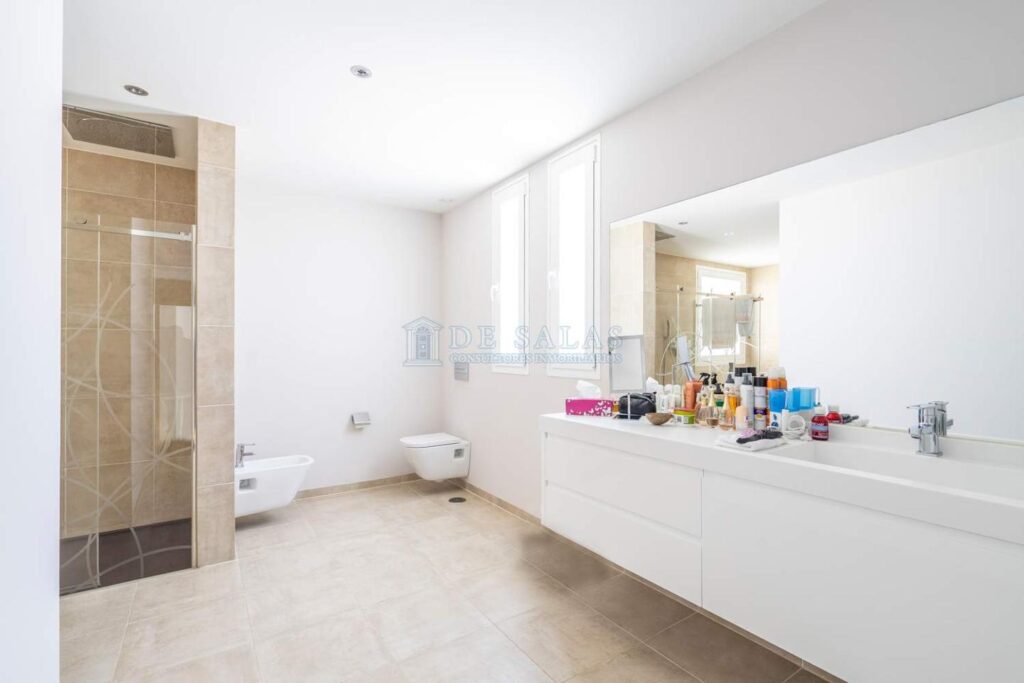 Casa Chalet en venta en Alcobendas de 1200m2 REF:MOV00706