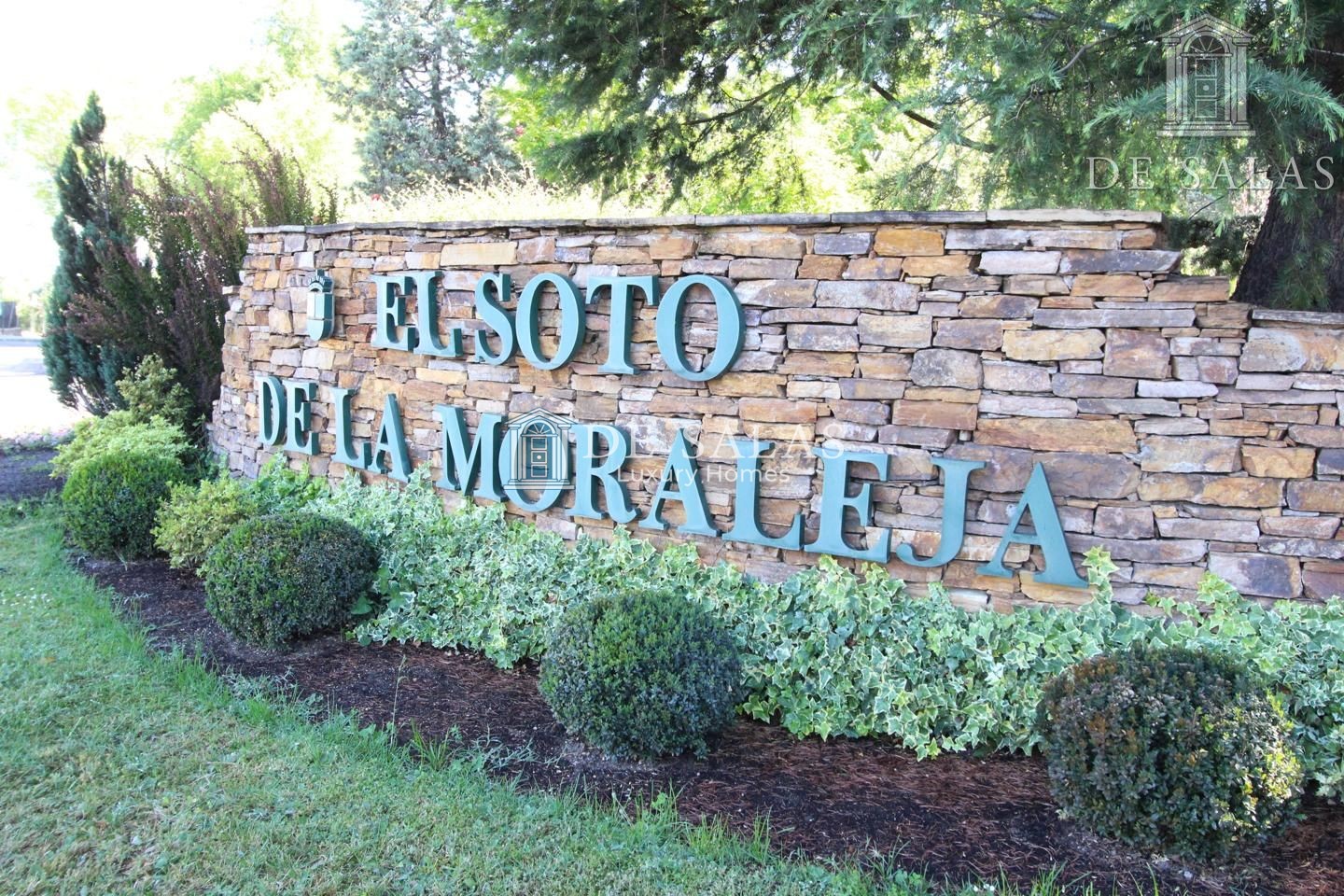 Exclusivo piso de 5 dormitorios con fabulosa terraza en el Soto de la Moraleja
