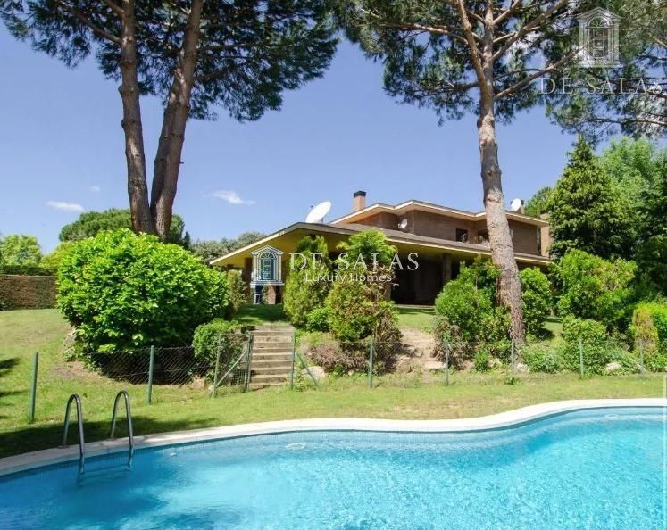 Exclusivo chalet independiente en La Moraleja -538 m2