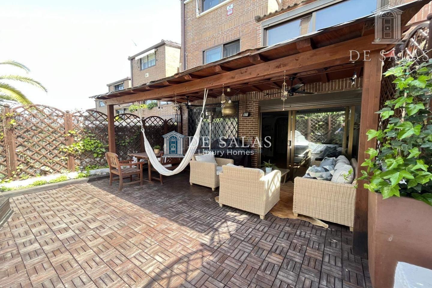 Chalet adosado de lujo en El Soto de la Moraleja -250 m2