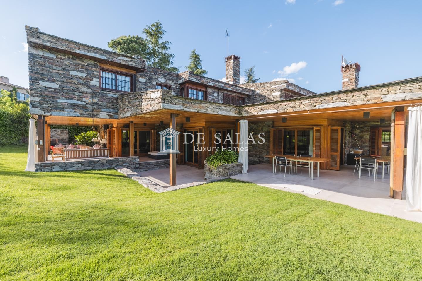 Exclusivo chalet independiente en La Moraleja – 700 m2
