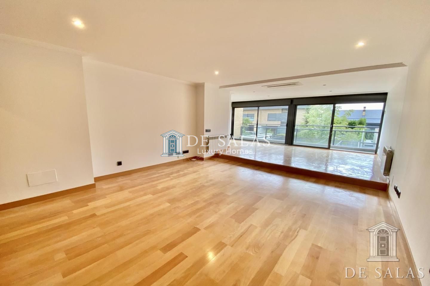 Piso de lujo en el Encinar de los Reyes de 140 m2