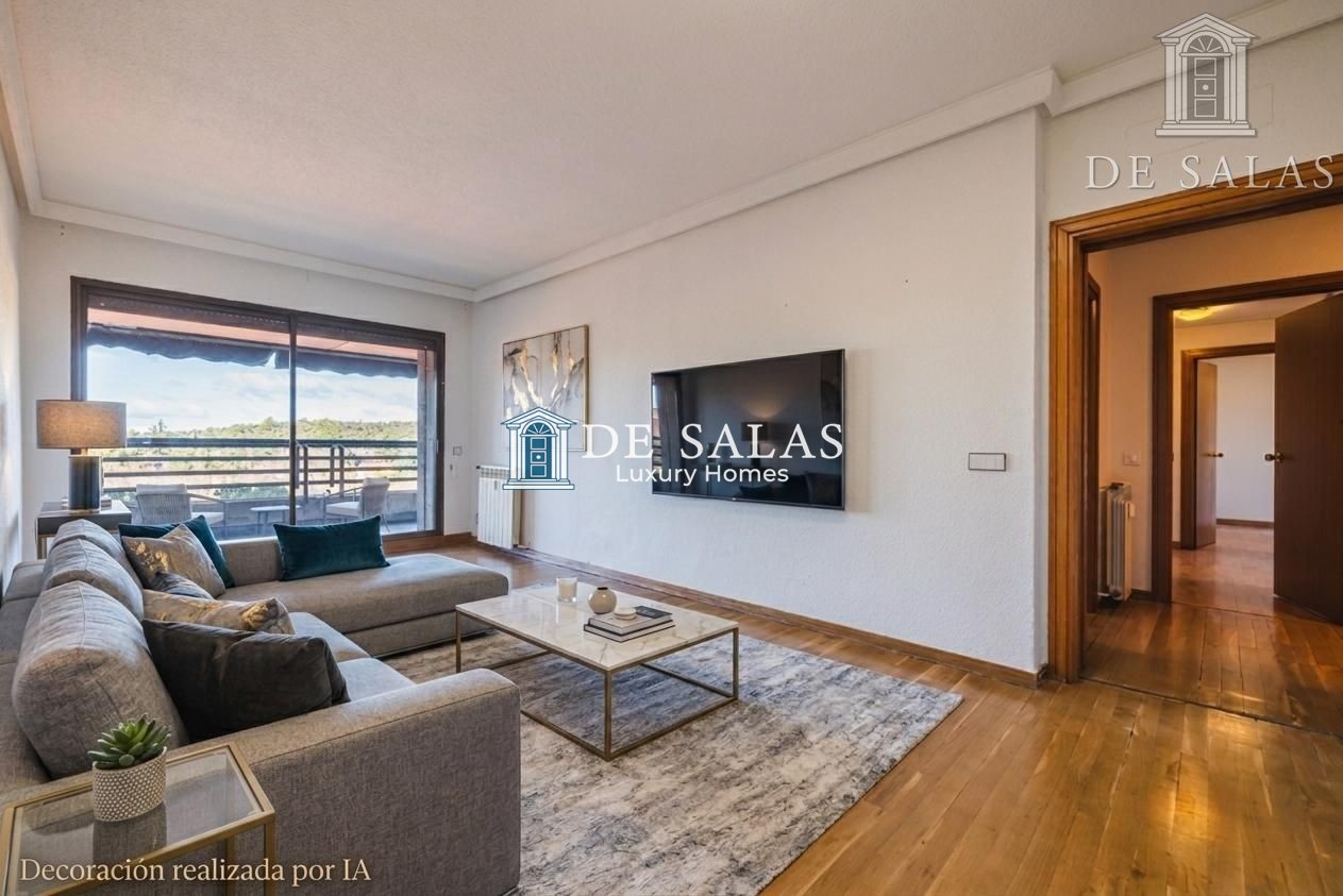 Espléndido piso con vistas al golf y El Pardo.
