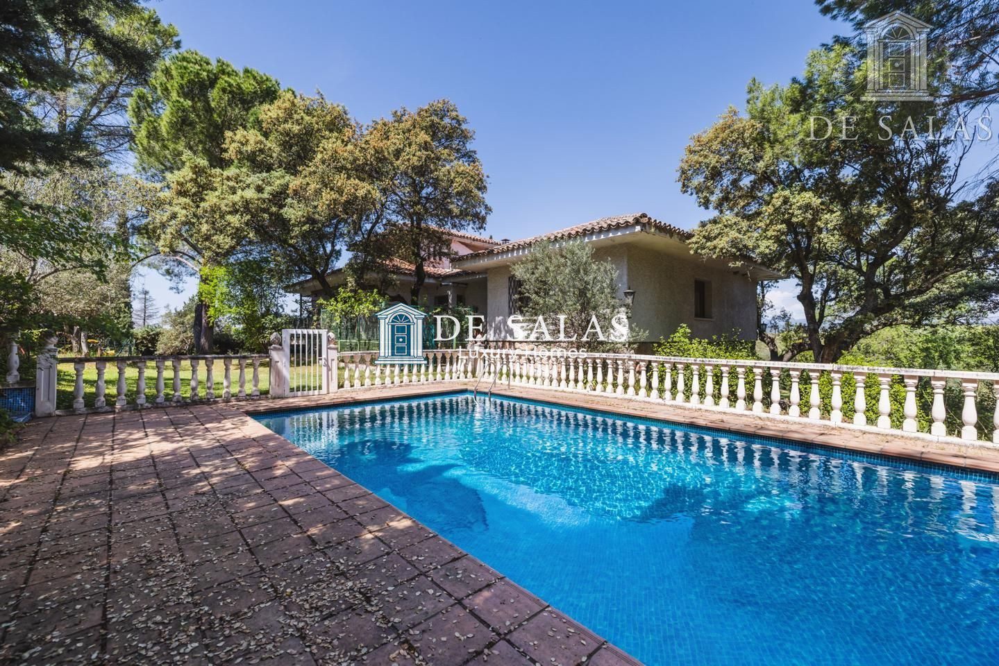 Fantástico chalet independiente en la urbanización de Santo Domingo